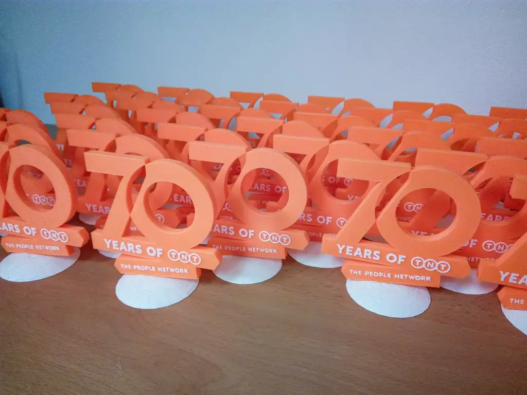 Zakázkový 3D tisk promo předmětů – sériová výroba